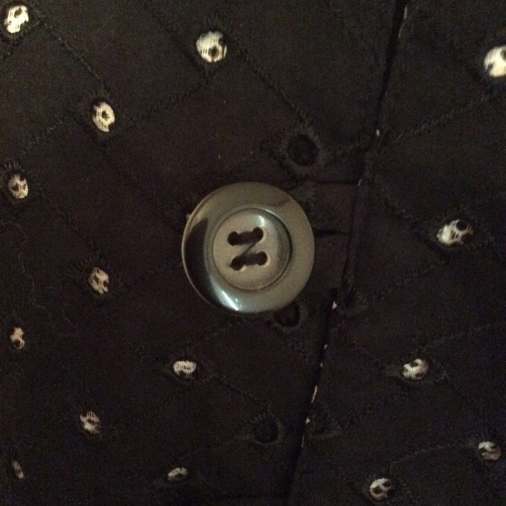 Women's Reversible Half Sleeve Front Button Jacket - image 5